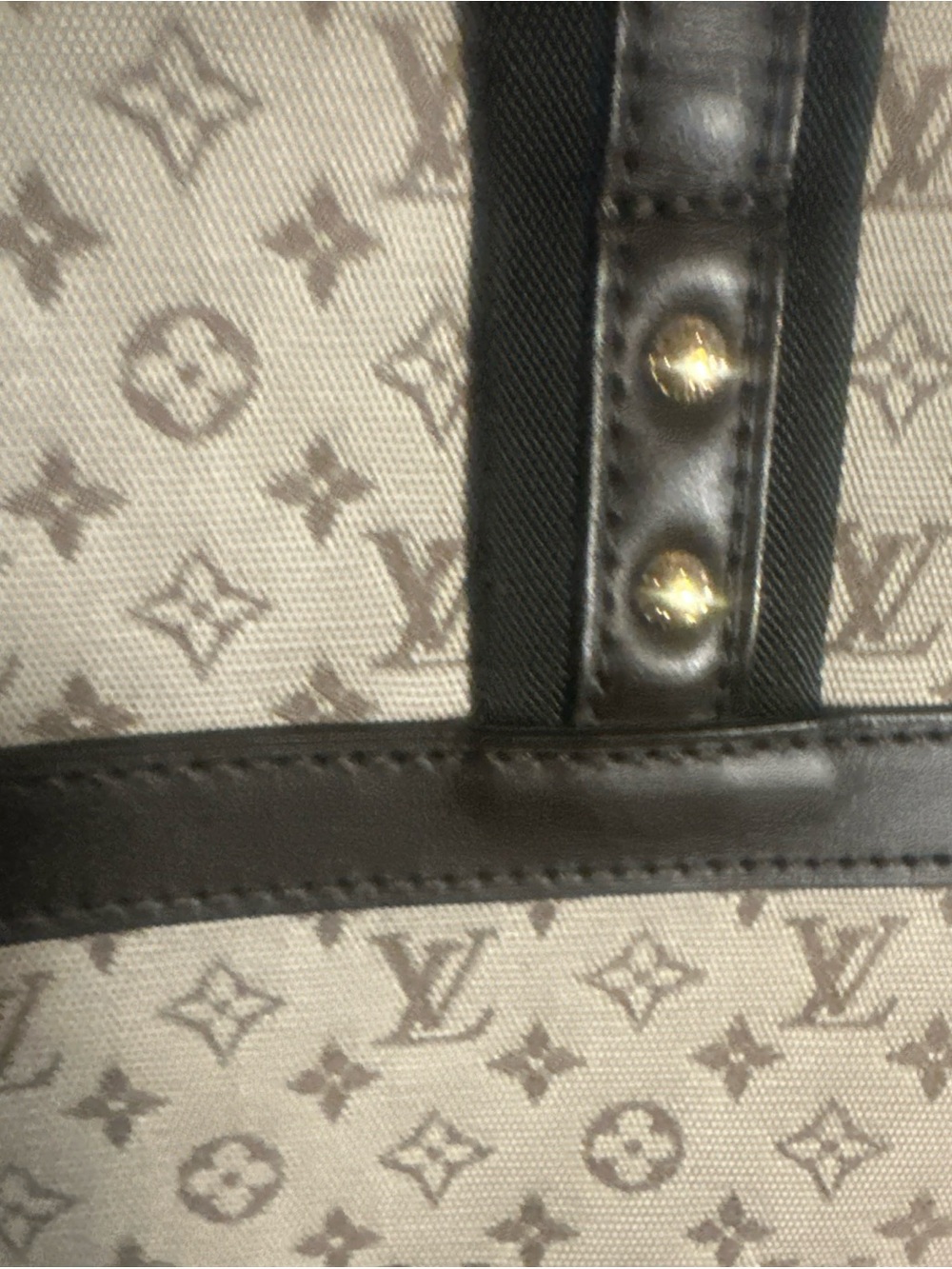 Louis Vuitton Beige Monogram Mini Lin
Josephine GM Boston bag EUC - Picture 12 of 16